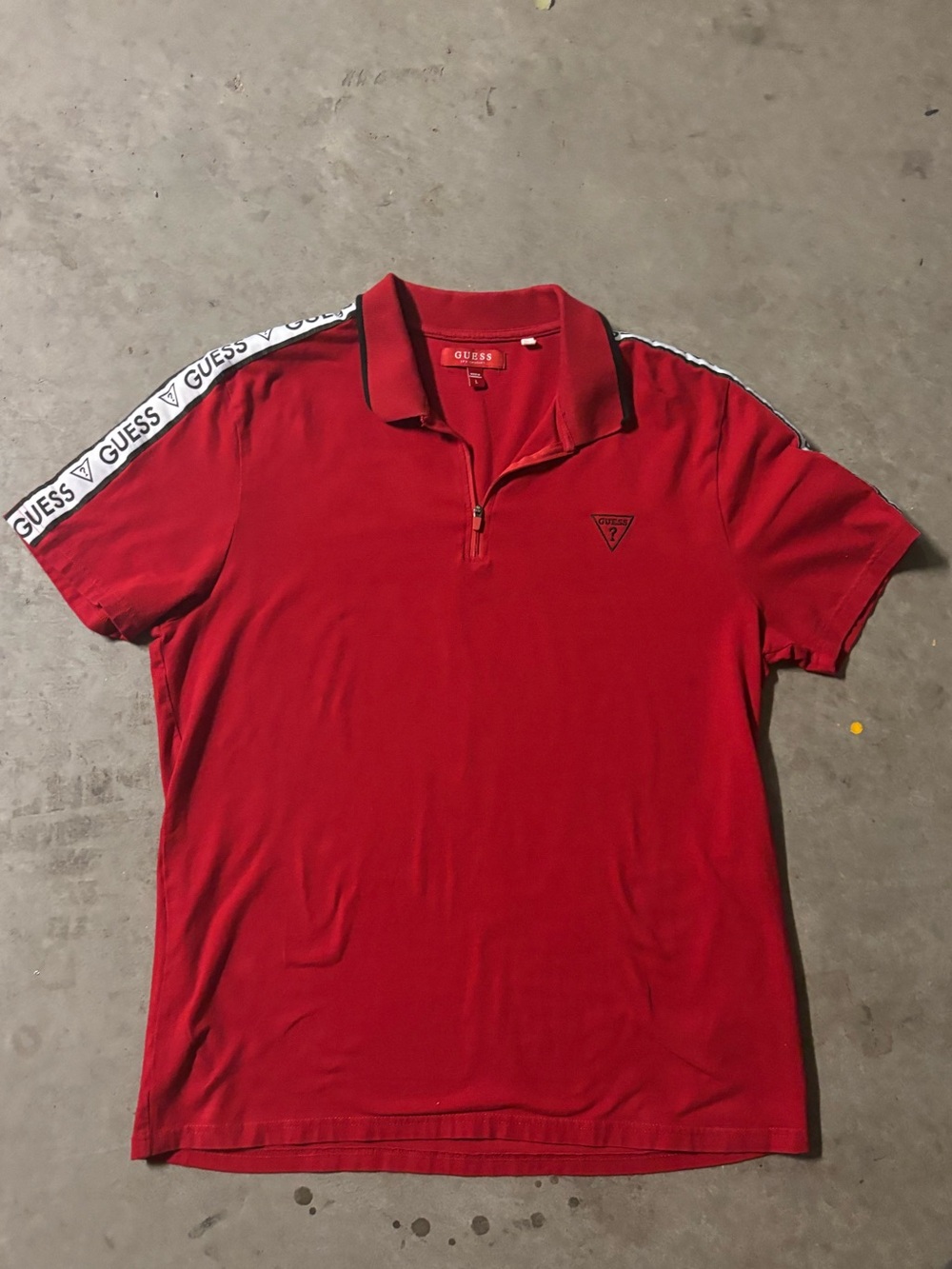 GUESS Red Polo with Logo Shoulder Tape